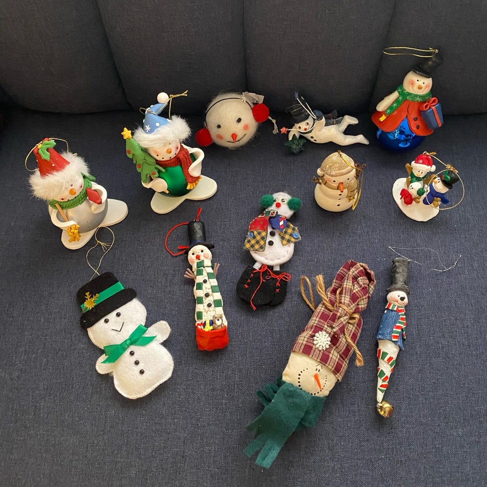 Lot of 12 snowman Christmas ornaments